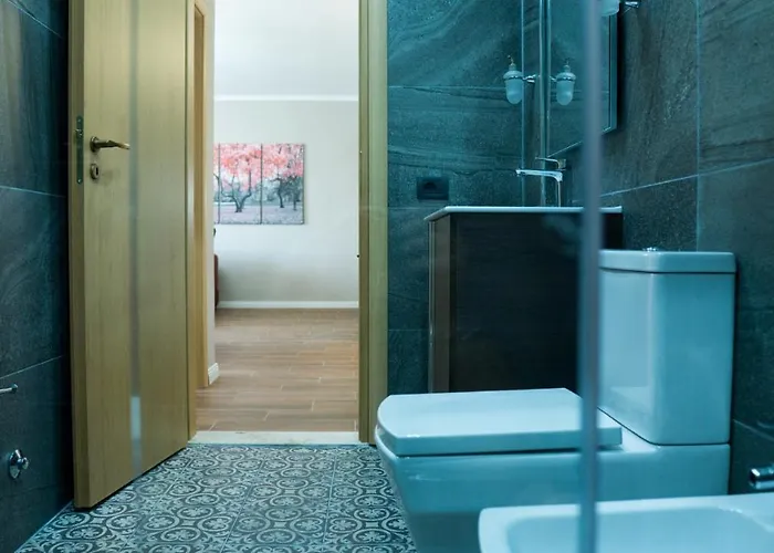 Eka Luxury Premium 公寓